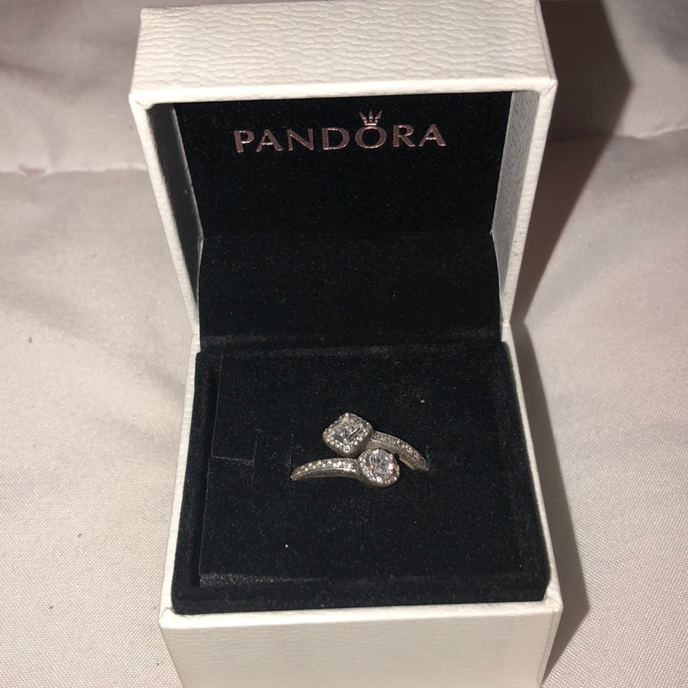 Pandora ring